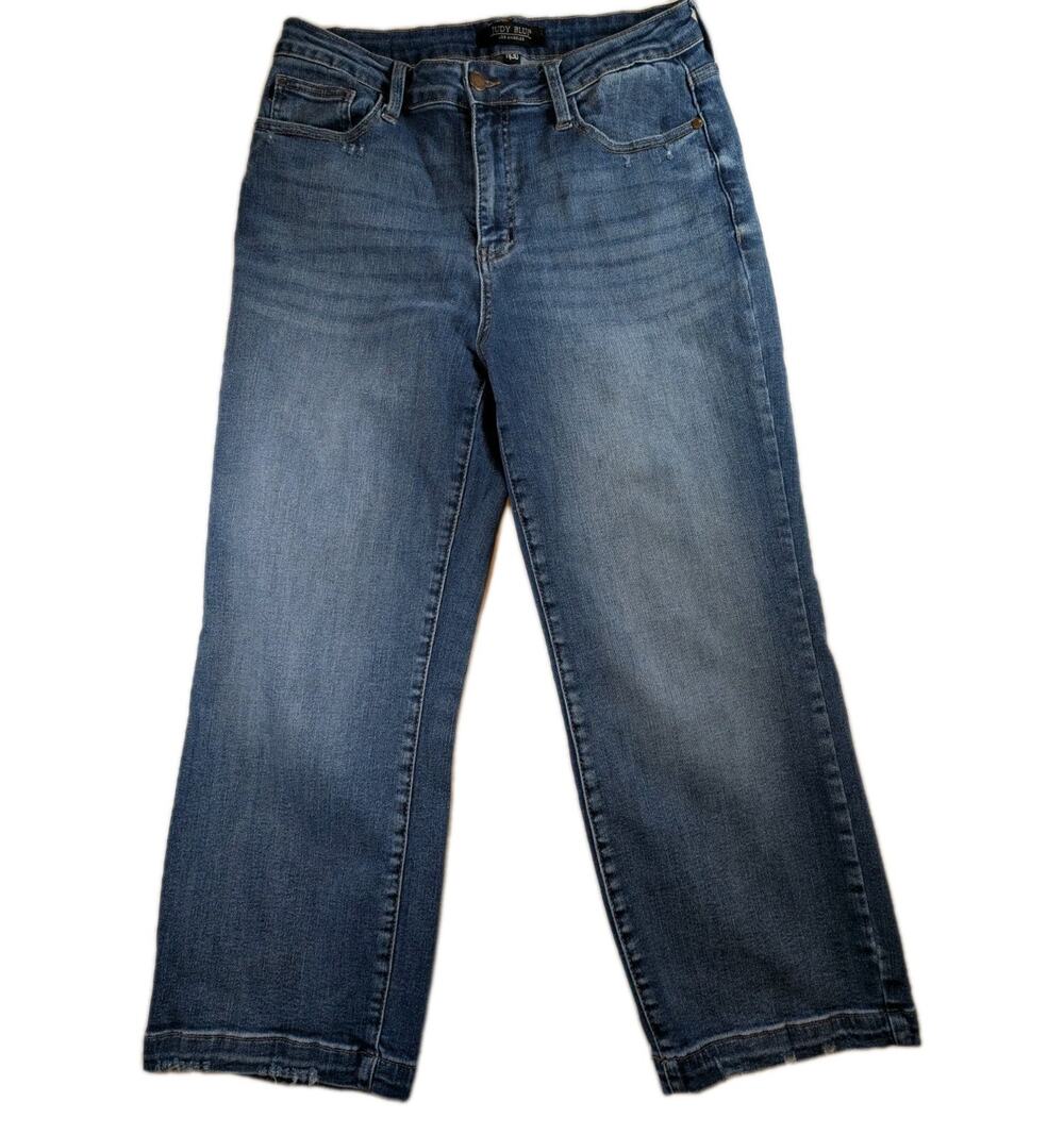 Judy Blue Womens Cropped Distressed Jeans Medium Wash 11/30* Y2K Trendy Stretch